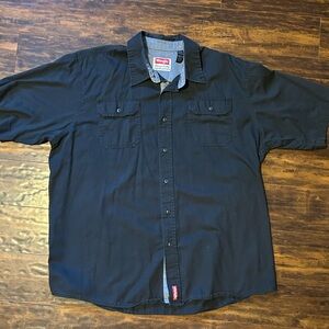 Wrangler Men's Black Casual Button-Down Shirt